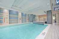 Swimming Pool Sarkar Suites - 330 Burnhamthorpe Road
