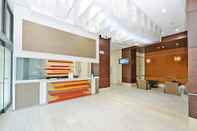 Lobby Sarkar Suites - 330 Burnhamthorpe Road