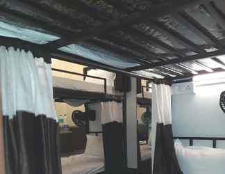 Bilik Tidur 2 Deck 3 Airport Dormitory - Hostel