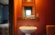 In-room Bathroom 4 Aromatic Garden Villa La Poltrona Nasu