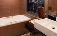 In-room Bathroom 7 Harmonie Embrassee Osaka