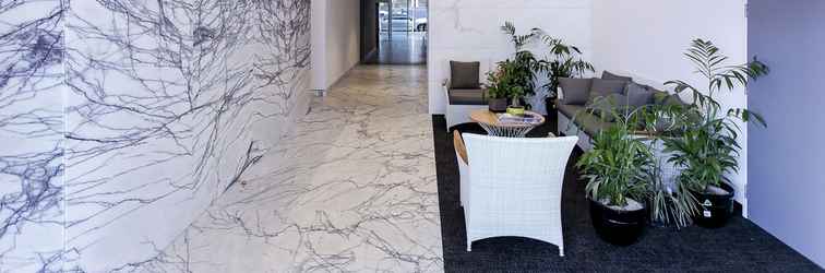 Lobby Astra Apartments Adelaide