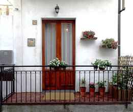 Exterior 4 Guest House Le Ginestre Dell'Etna