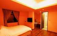 Bedroom 5 J.F Sleepless Ones Garden Hotel