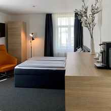 Bedroom 4 LA serviced apartments