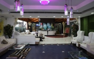 Lobi 5 Hotel Raj Mandir