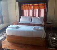 Kamar Tidur 3 Kuenley Home stay