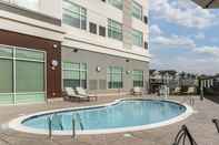 Swimming Pool Cambria Hotel Fort Mill