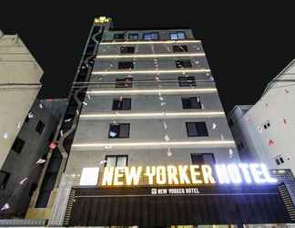 Exterior 2 New Yorker Hotel