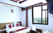 Bedroom 6 Hotel Sarayu