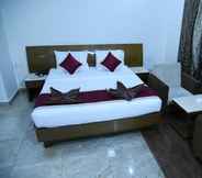 Bedroom 3 Hotel Sarayu