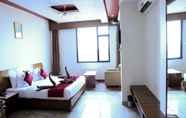 Bedroom 7 Hotel Sarayu