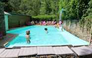 Swimming Pool 6 Chalets Bois Moulin de Chaules