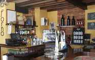 Quầy bar, cafe và phòng lounge 3 Hostal o Forno