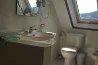 Phòng tắm bên trong Hostal o Forno