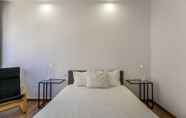 Kamar Tidur 5 PB Santa Catarina Apartment - Parking