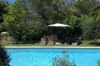 Swimming Pool Le Clos Pastel