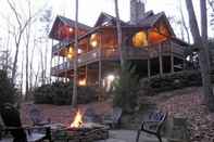 Exterior Fireside Lodge