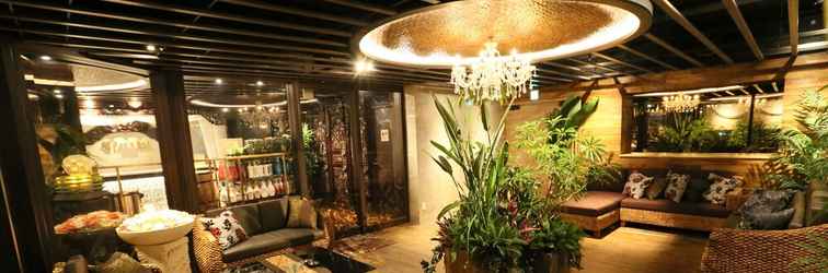 Lobi Hotel Petit Bali Higashishinjuku - Adults Only