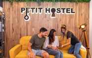 Sảnh chờ 3 Petit Hostel La Latina - Adults Only
