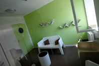 ล็อบบี้ Auberge de Jeunesse Rochefort - Hostel