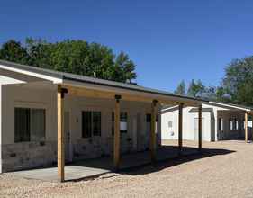 Exterior 4 Hurricane Hideaway Lodging