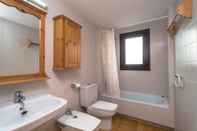 In-room Bathroom Sr-37 Begur SA Riera 4 PAX