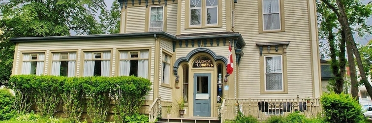 Exterior Bluenose Lodge