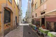 Exterior Tailor Made Flat in Central Bairro Alto