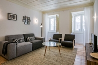 Common Space Hip Tailor Made Flat in Bairro Alto