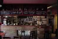 Bar, Kafe, dan Lounge Lindsays Schlafmeile - Hostel