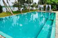 Kolam Renang South Beach Resort