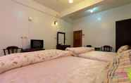 Kamar Tidur 7 Plum Inn 2