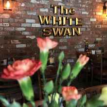 ภายนอกอาคาร 4 The White Swan