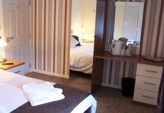 Bedroom 6 The White Swan