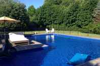 Swimming Pool Villa Bridgehampton Village