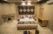 Bedroom 5 Ark Resorts