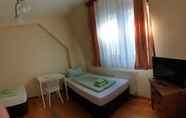 ห้องนอน 6 Gästehaus zu Herrenwiesen
