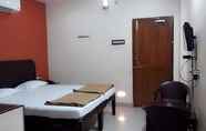 Kamar Tidur 7 Iroomz Woodlands Lodge