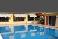 Kolam Renang Hotel Sibari Resort 4 stelle