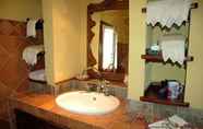 Toilet Kamar 5 B&B Rita and Family