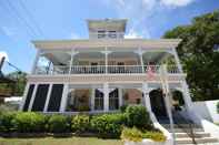 Exterior The Kenwood Inn