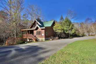 Exterior 4 Southern Hospitality - Two Bedroom Cabin