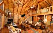 Lobby 3 Black Bear Hideaway - Five Bedroom Cabin