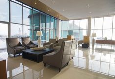 Lobby 7 Platinum One Suites - 3 Bedroom