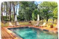 Swimming Pool Au Clair Des Landes