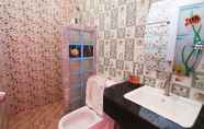 In-room Bathroom 5 Banphu Resort