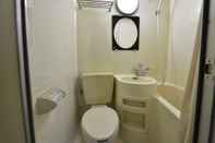 Toilet Kamar ATO Hotel