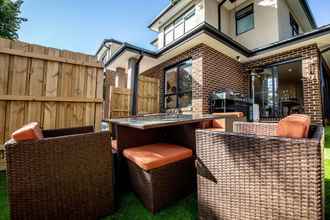 Exterior 4 AUJOY 3 Bed Townhouse Burwood 1