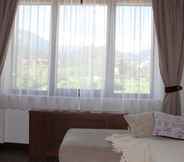 Kamar Tidur 4 7 Pools SPA & Apartments